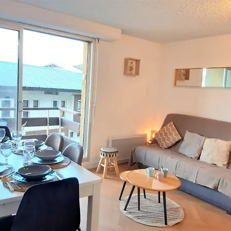 6 Pers, Balcon, Proche Pistes - - Fr-1-457-317